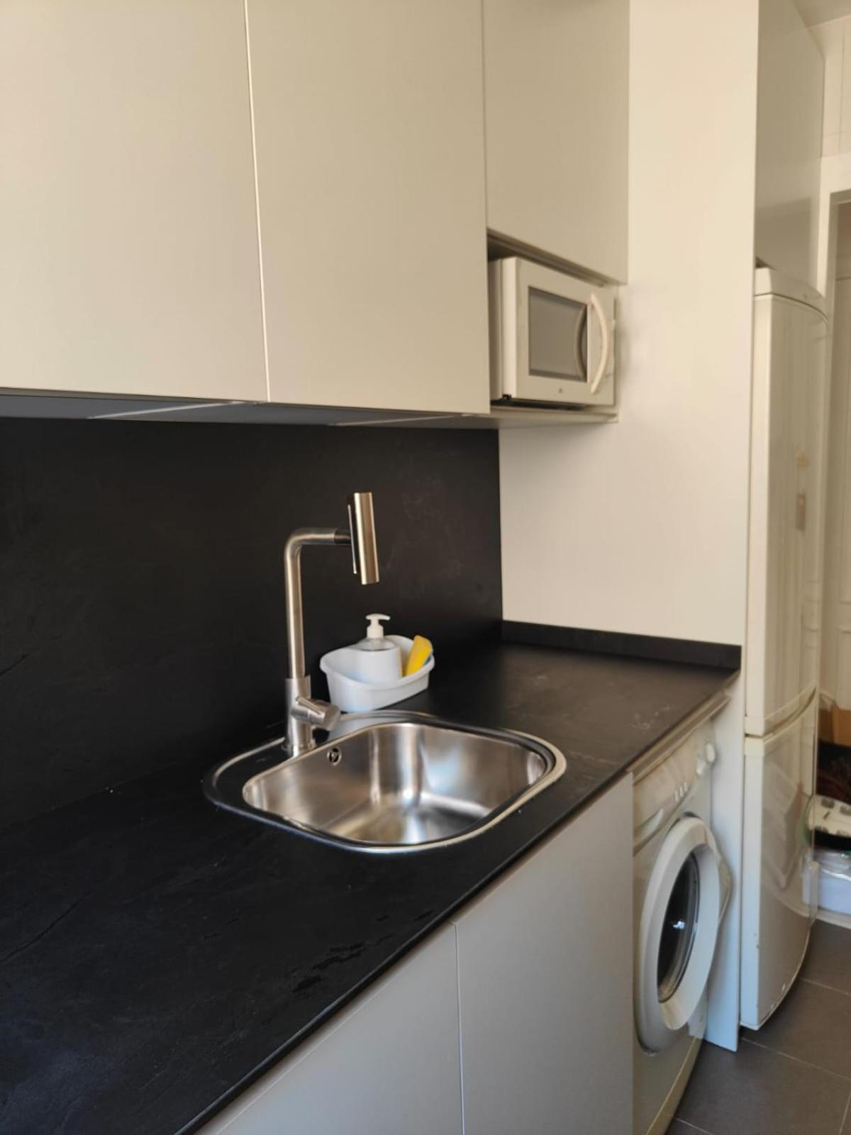 Apartamento Reformado Parking Gratis Santa Justa セビリア エクステリア 写真